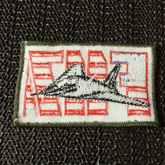 Vintage Lockheed F117A Nighthawk Stealth Fighter American Flag Patch 1990s - Picture 2 of 2